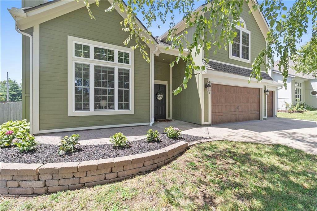 10201 W 126TH TER, OVERLAND PARK, KS 66213, photo 1 of 40