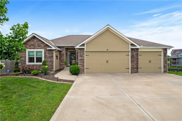 18300 ROCK CREEK DR, SMITHVILLE, MO 64089 - Image 1