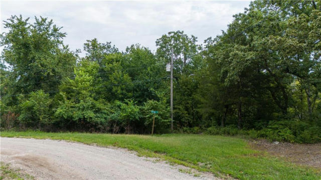 6 HICKORY RD, MAPLETON, KS 66754, photo 2 of 13