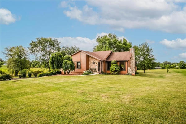 18996 TRADEWINDS DR, SMITHVILLE, MO 64089 - Image 1