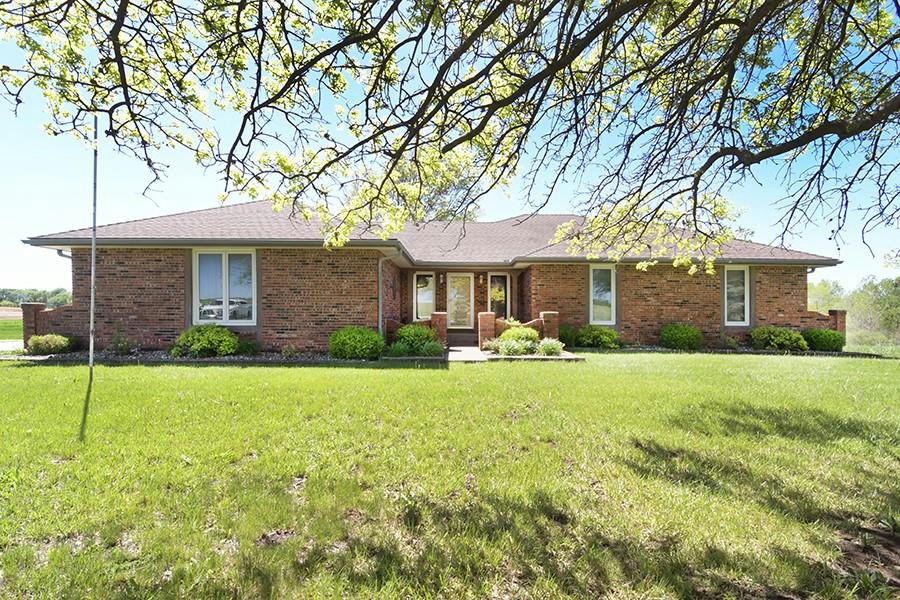 20660 S LACKMAN RD, SPRING HILL, KS 66083, photo 1 of 45
