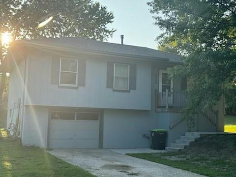 2700 LEEWOOD RD, HARRISONVILLE, MO 64701, photo 1 of 18