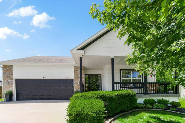 3901 NW OLD STAGECOACH RD, KANSAS CITY, MO 64154 - Image 1