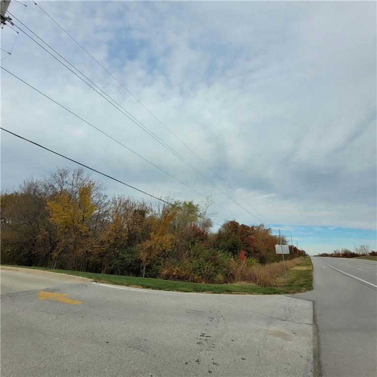 SW 7 HIGHWAY, BLUE SPRINGS, MO 64015, photo 1 of 2