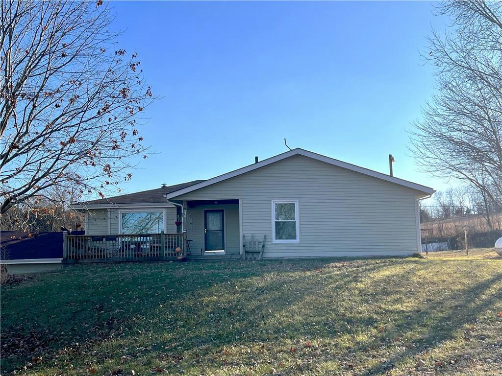 18862 258TH RD, ATCHISON, KS 66002, photo 1 of 34