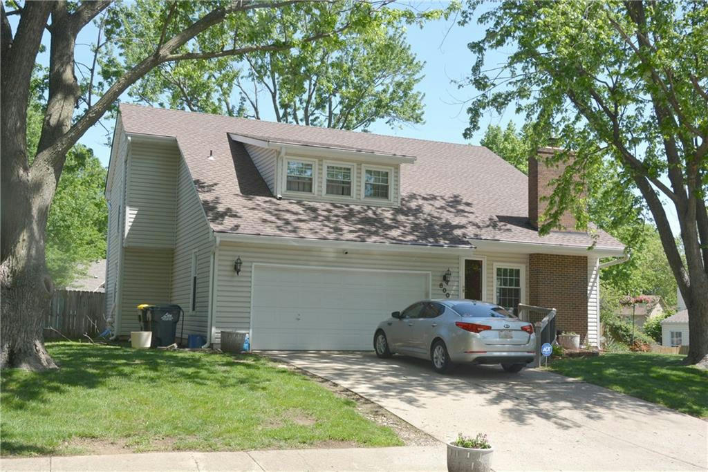 800 NW 41ST ST, BLUE SPRINGS, MO 64015, photo 1 of 33